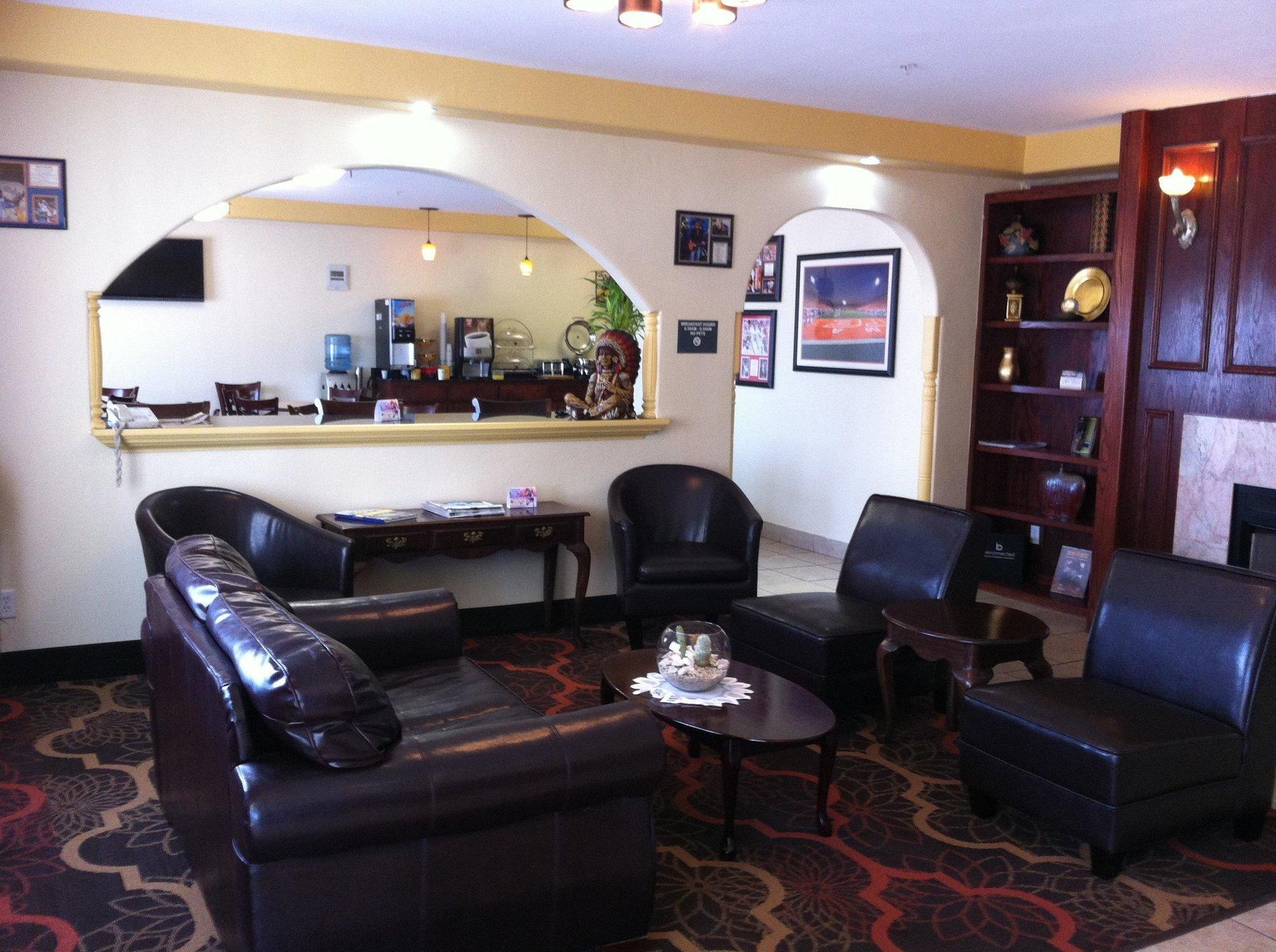 Western Greentree Inn&suites Hotel