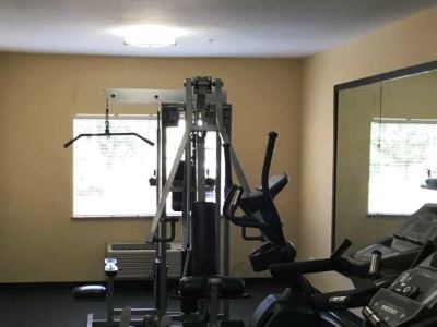 Western Greentree Inn&suites Hotel Moore