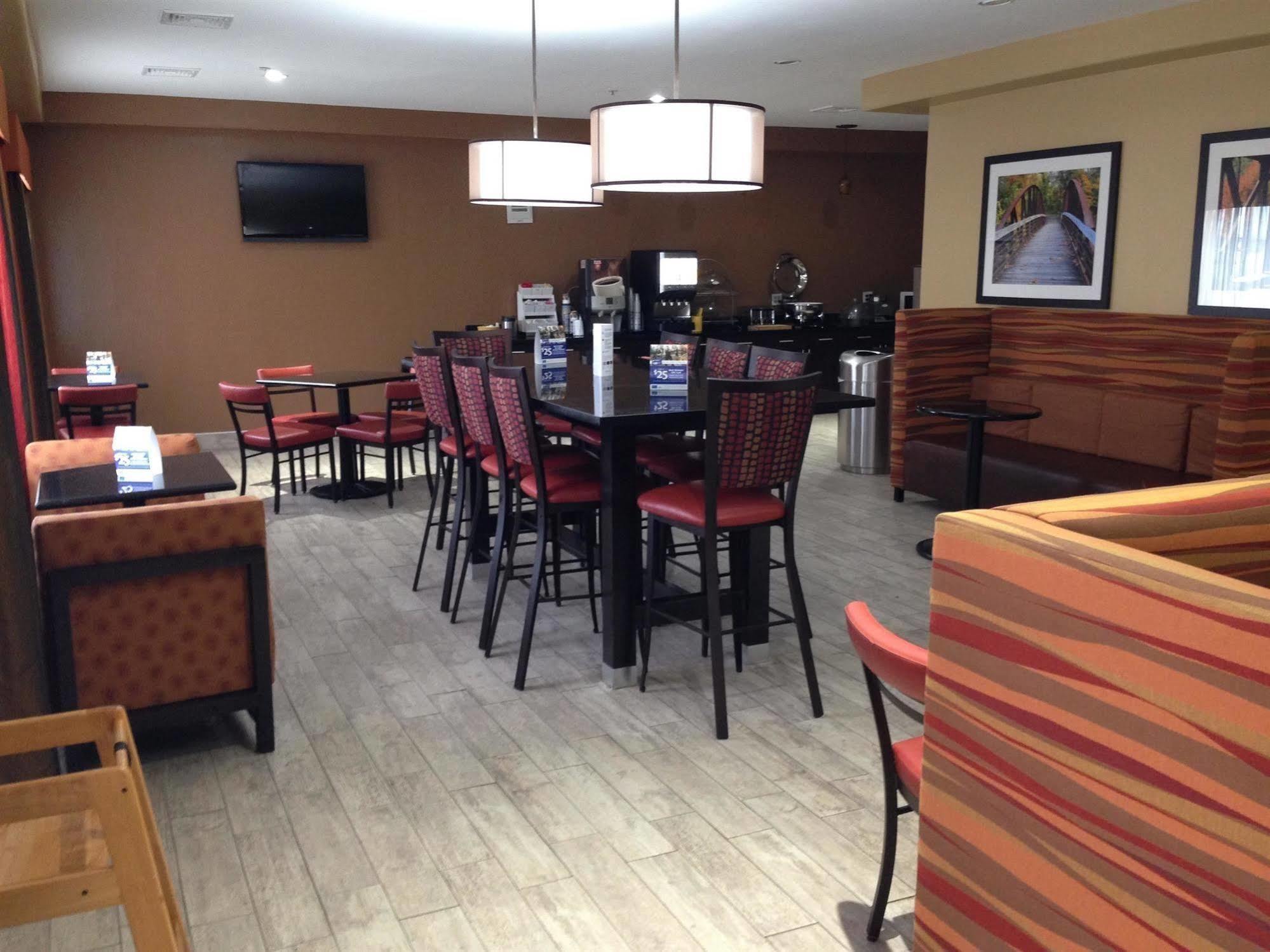 Western Greentree Inn&suites Moore