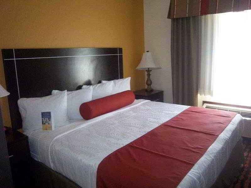 Western Greentree Inn&suites Hotel